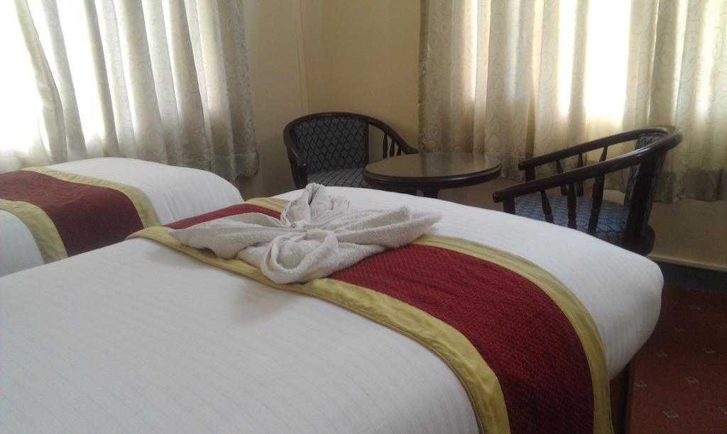 Amar Hotel Katmandu Oda fotoğraf